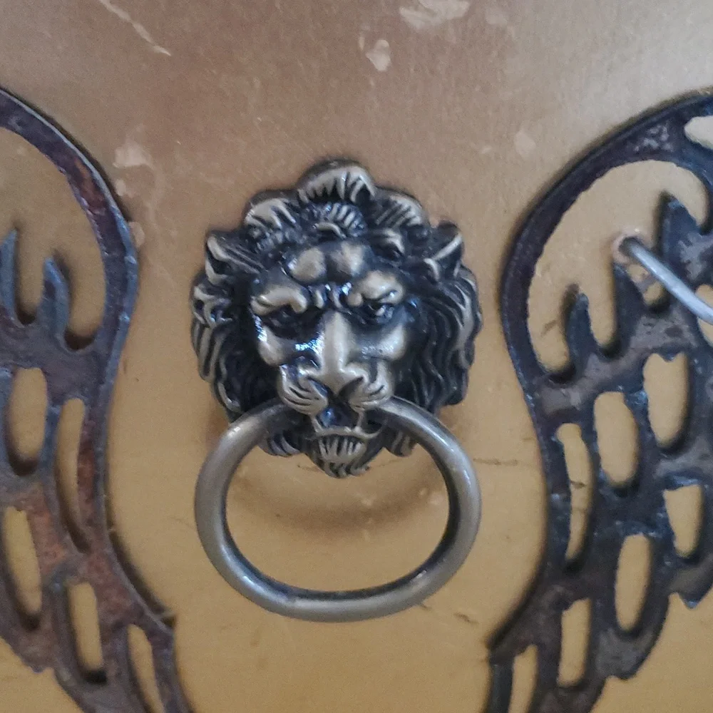 Vintage Gold Decorative Lion & Angel Wing Vase